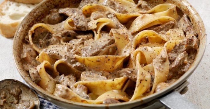 Easy beef stroganoff recipe with mushroom soup