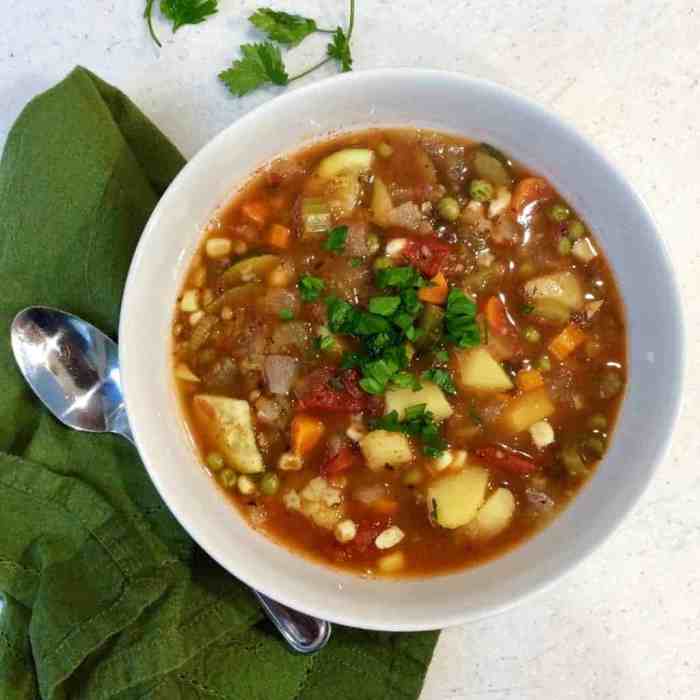 Tomato soup recipe with vegetables