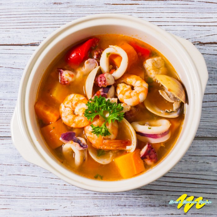 Spicy seafood soup recipe